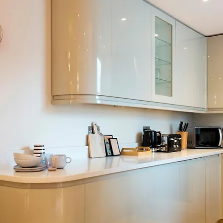 Madison Hill - Byrne Garden 3 - One Bedroom Home London Exterior photo