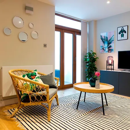 Madison Hill - Byrne Garden 3 - One Bedroom Home London Exterior photo